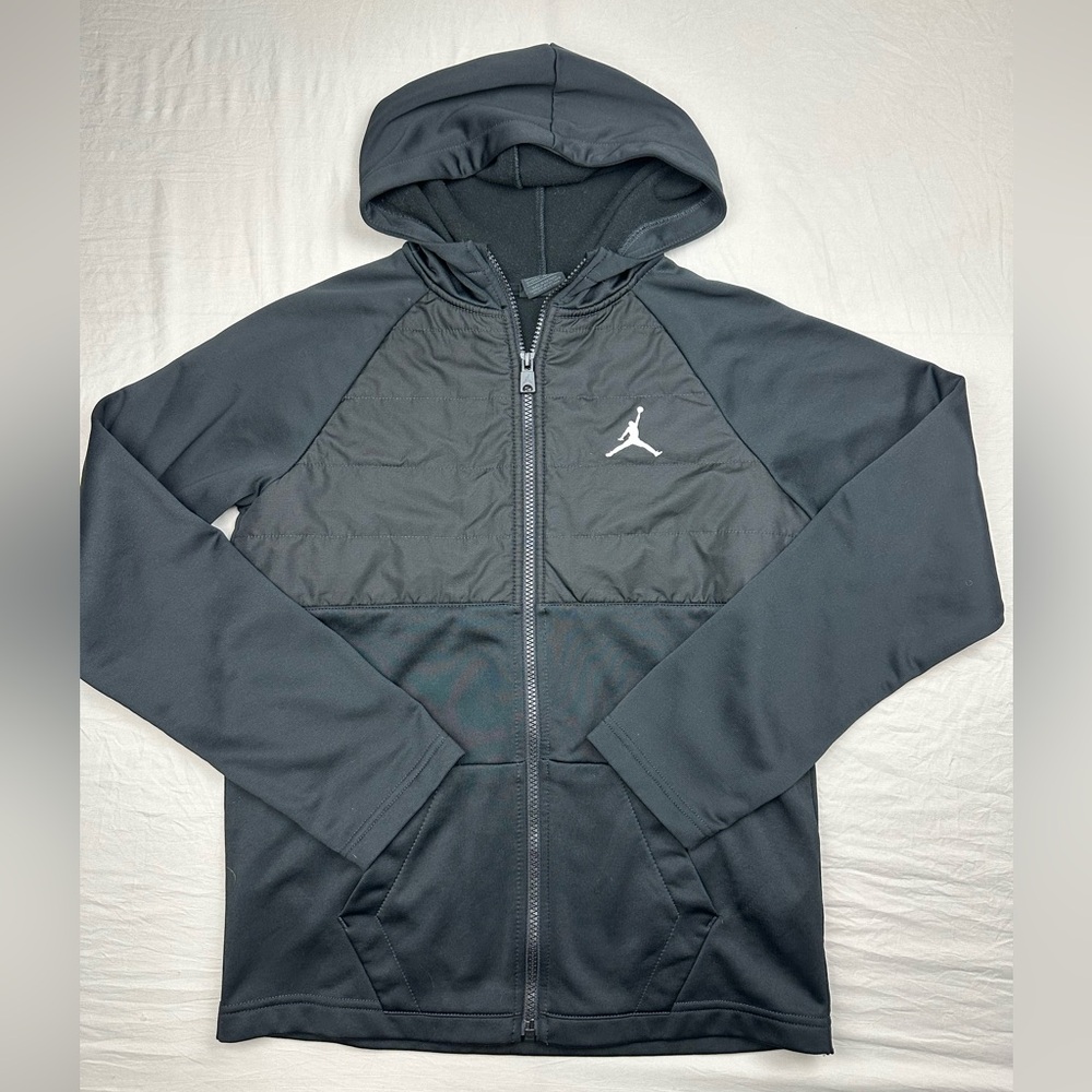 Jordan’s kids boys Performance Black Hooded Jacket full zip Large